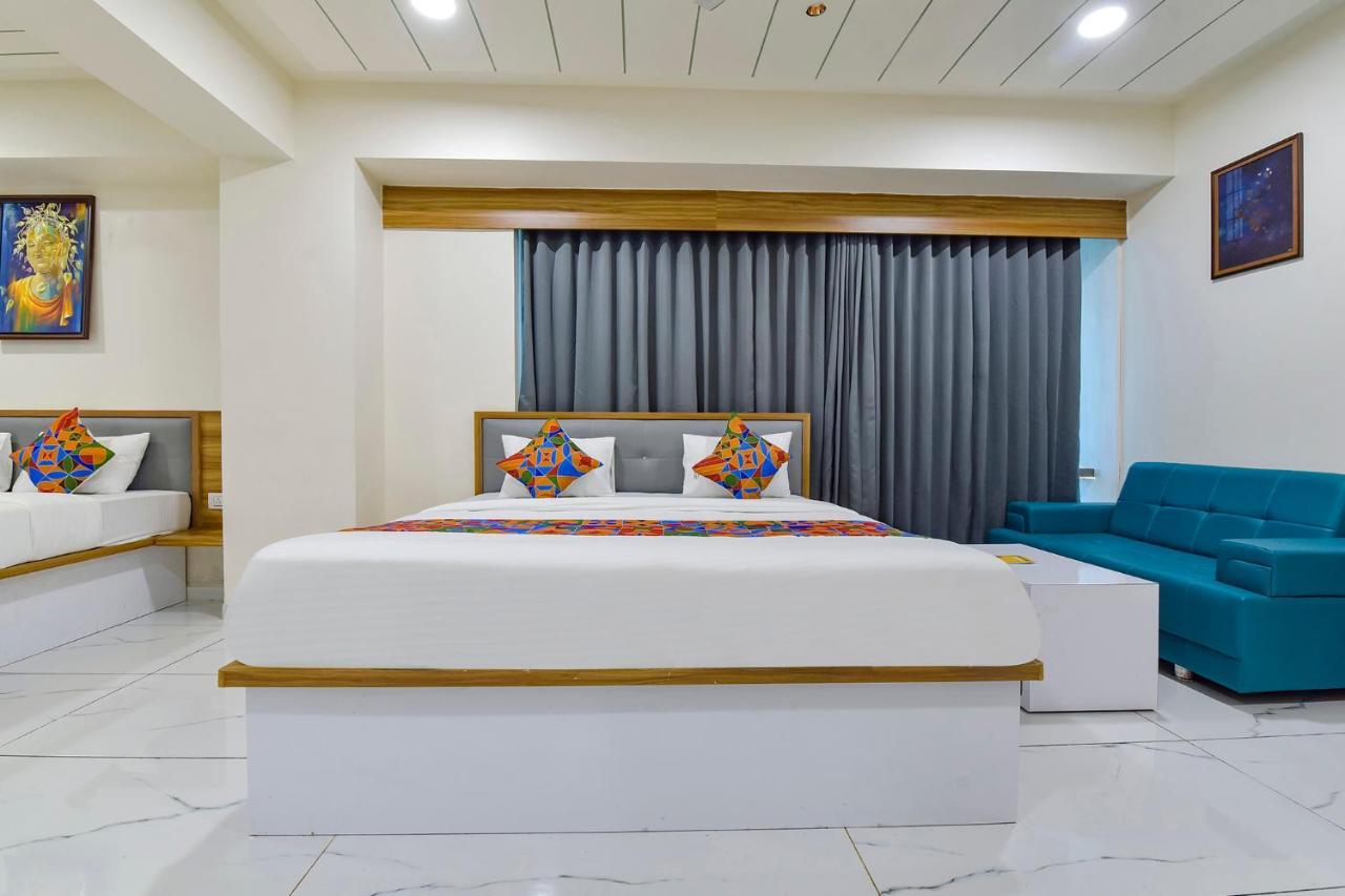 Fabhotel Bliss อาเมดาบัด ภายนอก รูปภาพ