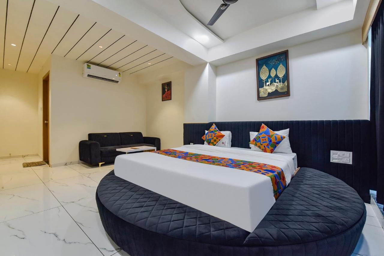 Fabhotel Bliss อาเมดาบัด ภายนอก รูปภาพ